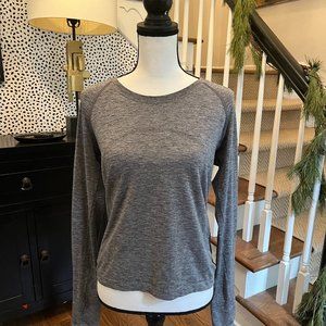 Lululemon - Swiftly Tech Long Sleeve Shirt 2.0 Race length